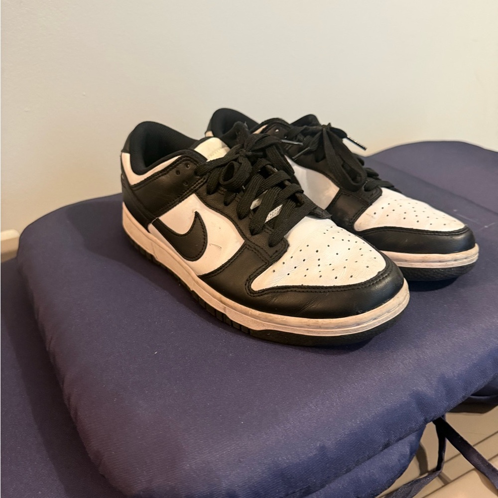 Nike Black and White Athletic Shoes
